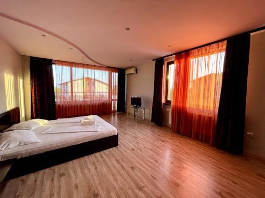 Silistar Hotel 雷佐沃 外观 照片